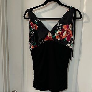 bebe Black Floral Women's Blouse